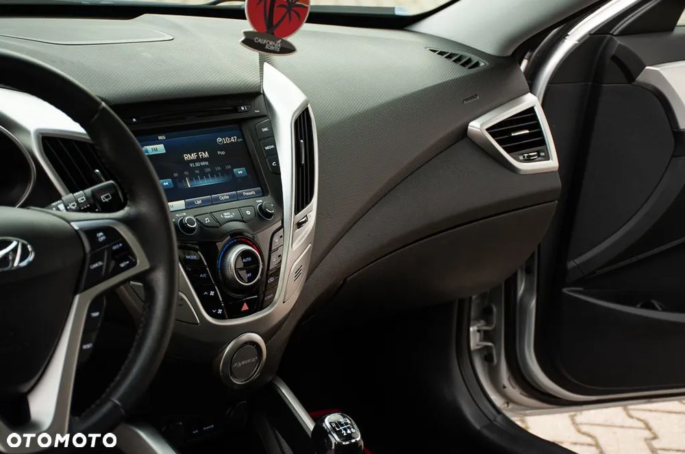 Hyundai Veloster 1.6 blue Premium - 26