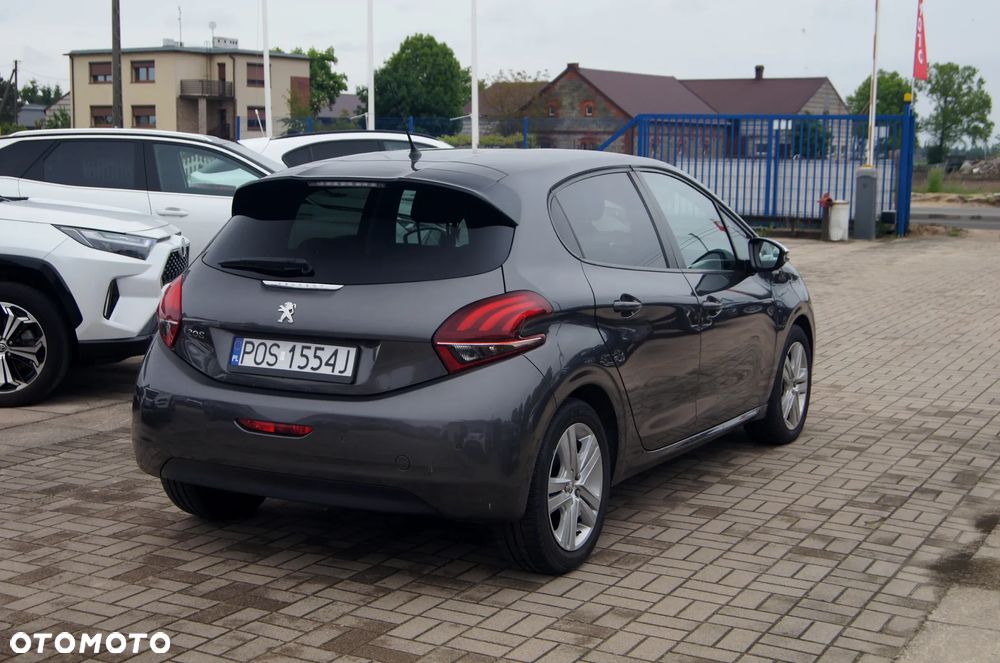 Peugeot 208 1.2 PureTech Style - 31