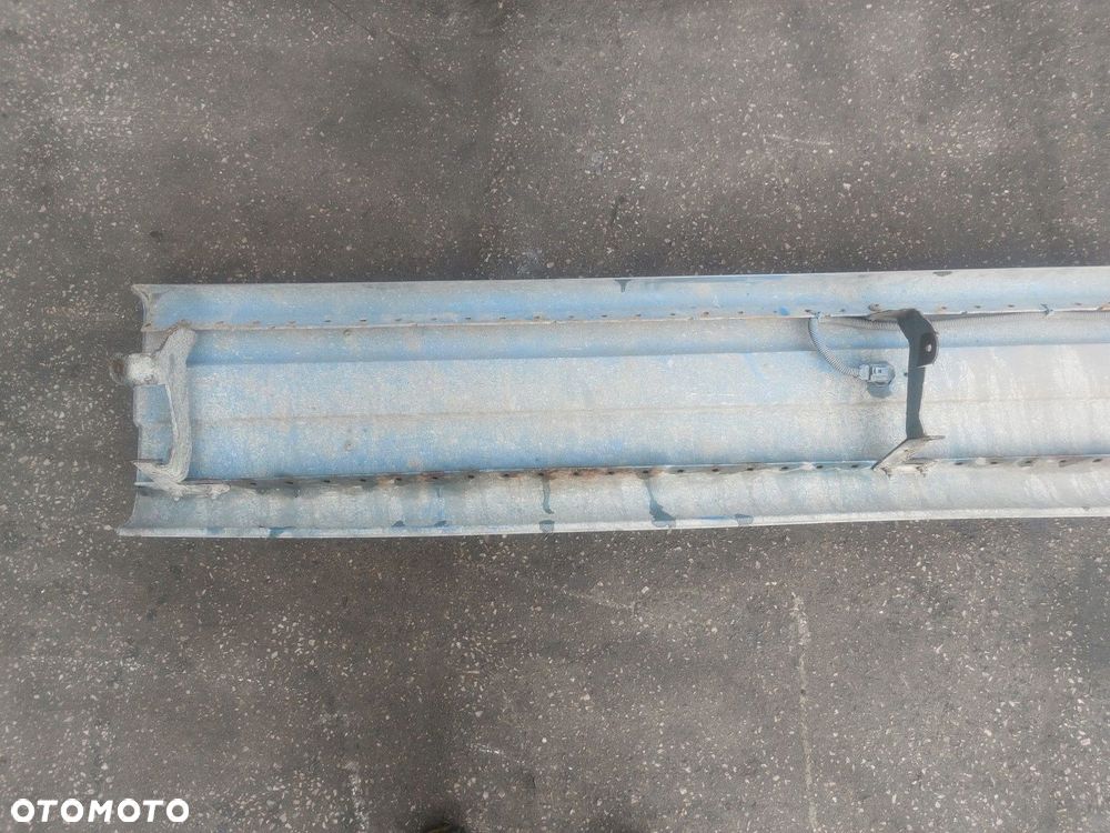 Listwa boczna LEWA Mercedes Atego 2007 R - 6