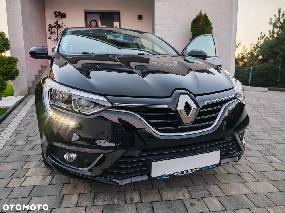 Renault Megane TCe 140 GPF LIMITED - 24