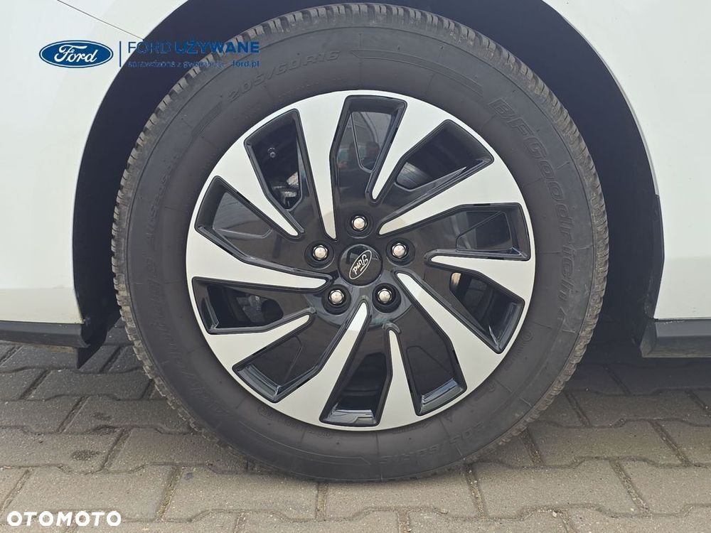 Ford Focus 1.0 EcoBoost Titanium - 24