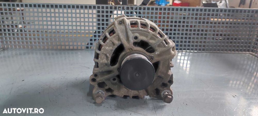 Alternator volkswagen vw touran 2 cod motor DFE cod 03L903023M - 4