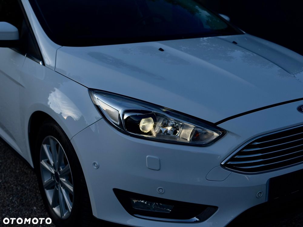 Ford Focus 1.0 EcoBoost STart-Stopp-System TITANIUM - 11