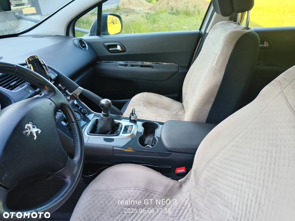 Peugeot 3008 HDi FAP 115 Style - 14
