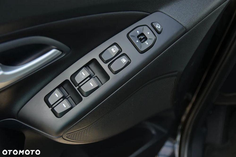 Hyundai ix35 2.0 CRDi 4WD Premium - 27