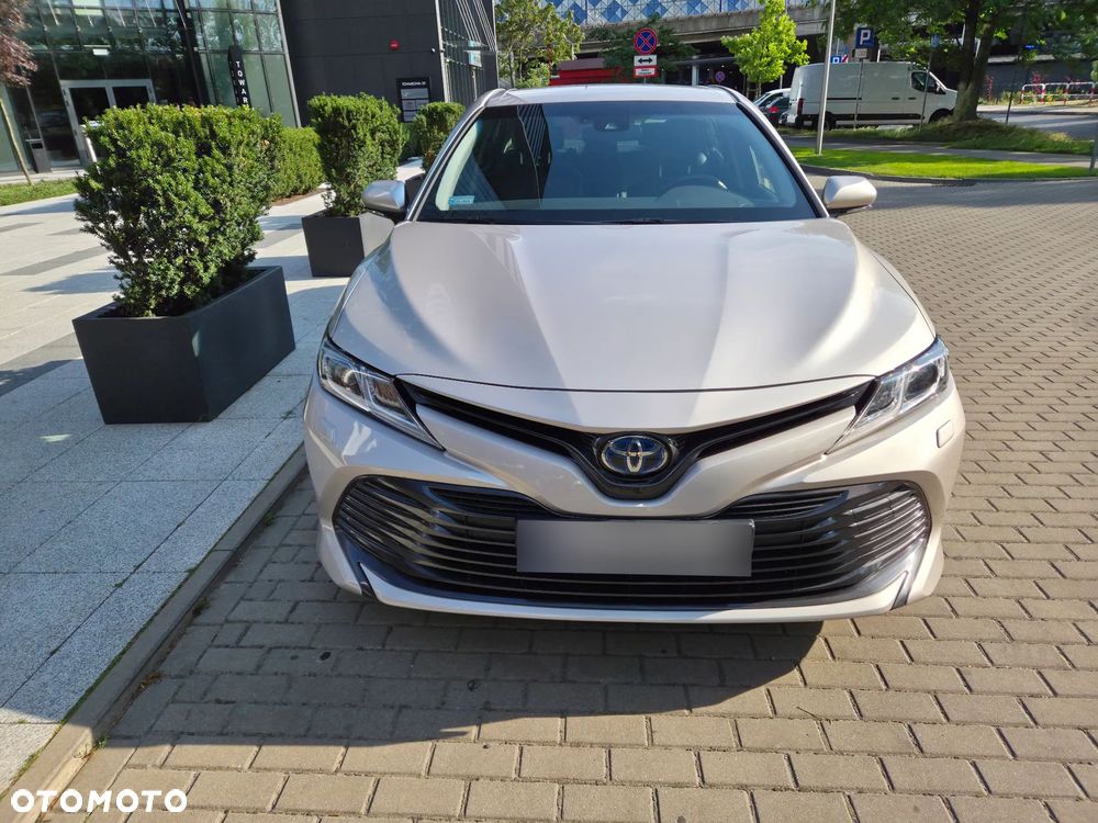 Toyota Camry 2.5 Hybrid Comfort CVT - 4