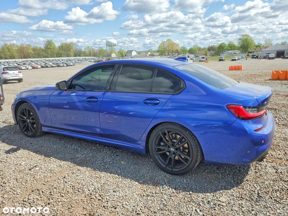 BMW Seria 3 330i xDrive M Sport - 5