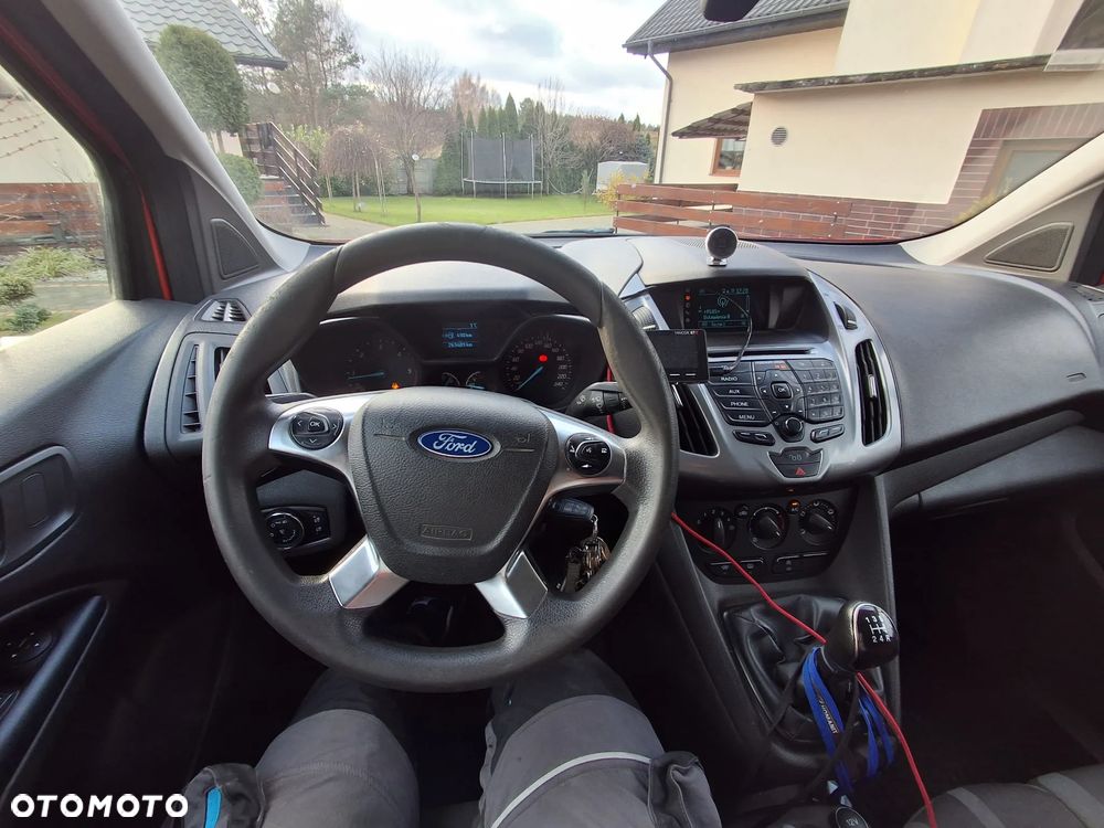 Ford Transit Connect - 9