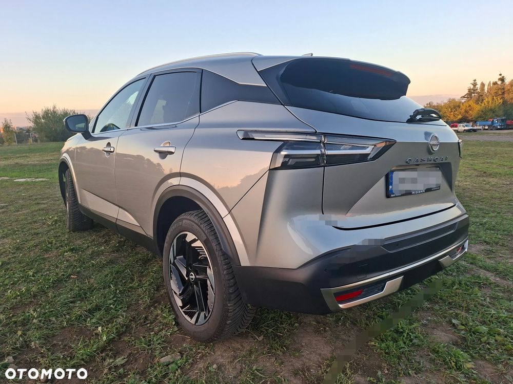 Nissan Qashqai 1.3 DIG-T mHEV N-Connecta - 24