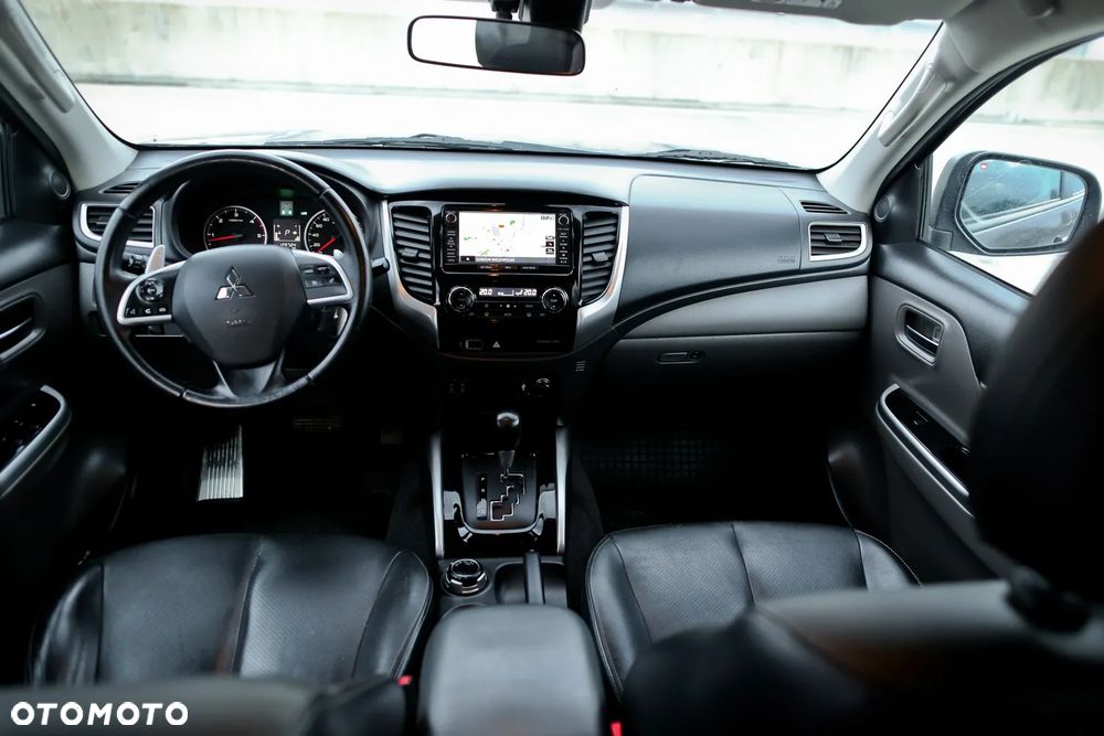 Mitsubishi L200 - 27