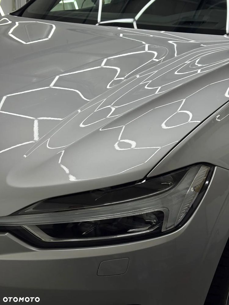 Volvo XC 60 T8 Plug-In Hybrid AWD R-Design - 10