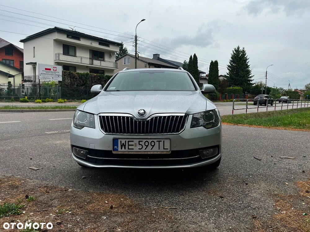 Skoda Superb 1.8 TSI Active DSG - 7