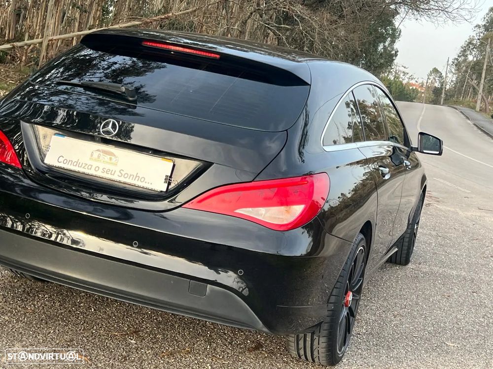 Mercedes-Benz CLA 180 d Shooting Brake AMG Line - 23