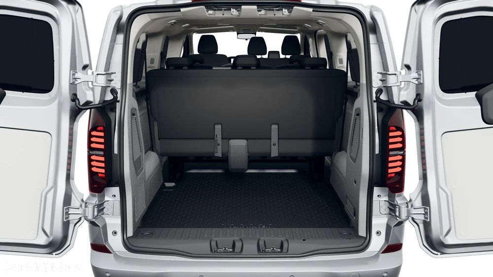 Volkswagen Caravelle - 7