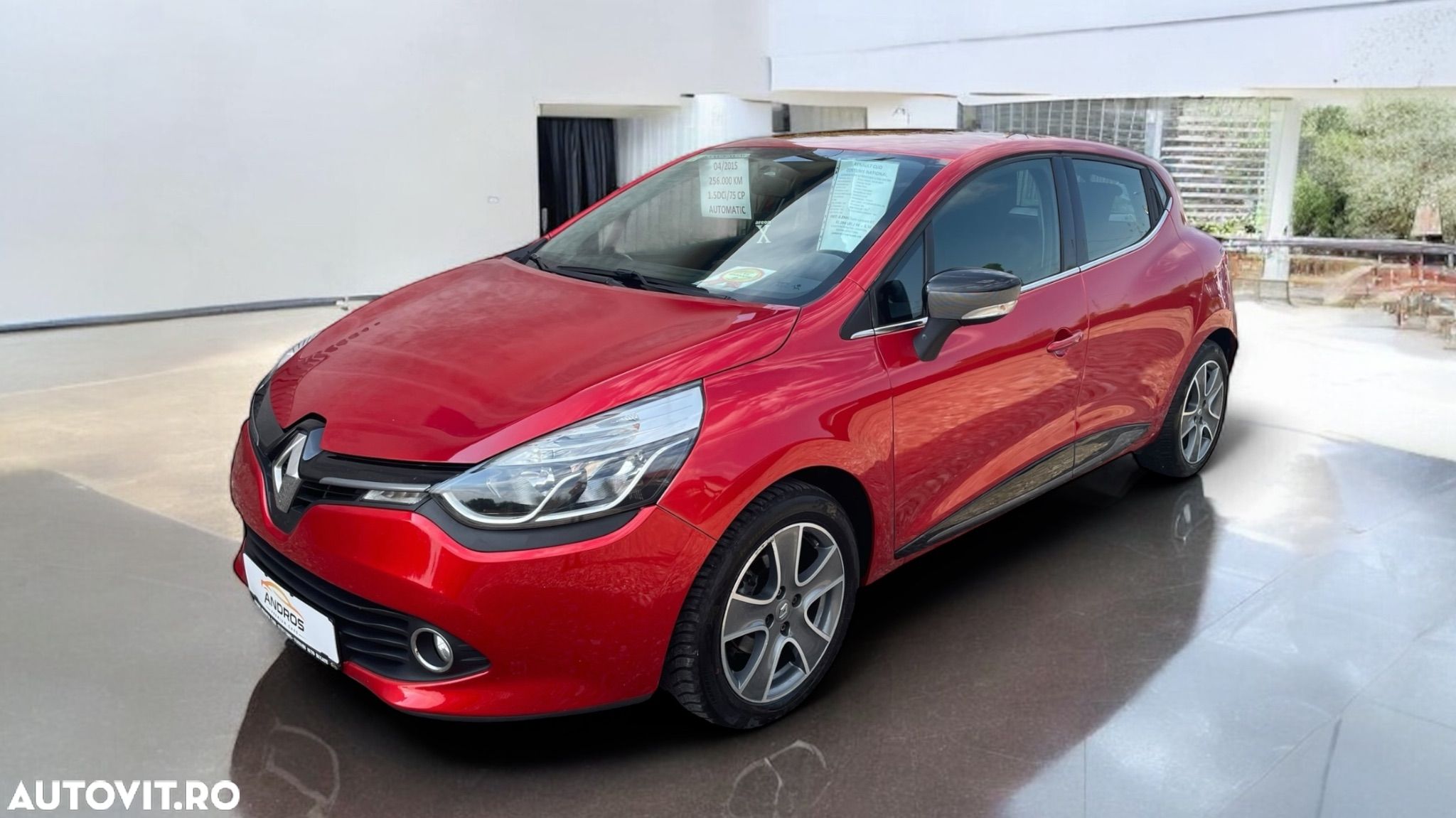 Renault Clio IV 1.5 dCi Intens - 1