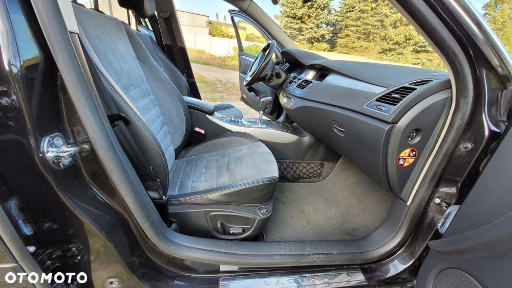 Renault Laguna dCi 175 FAP GT - 17