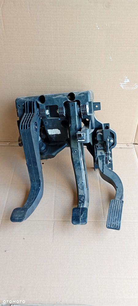 Pedał sprzęgła hamulca gazu pedały Fiat Ducato III 3.0 B 1349820080 1341020080 - 1