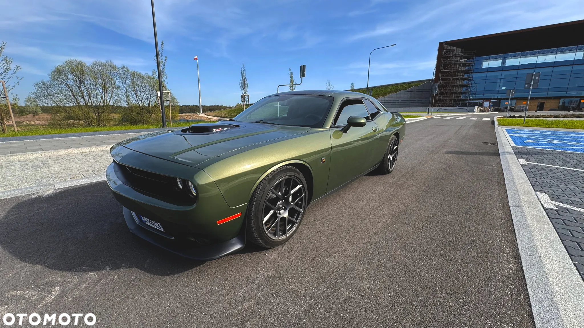 Dodge Challenger - 7