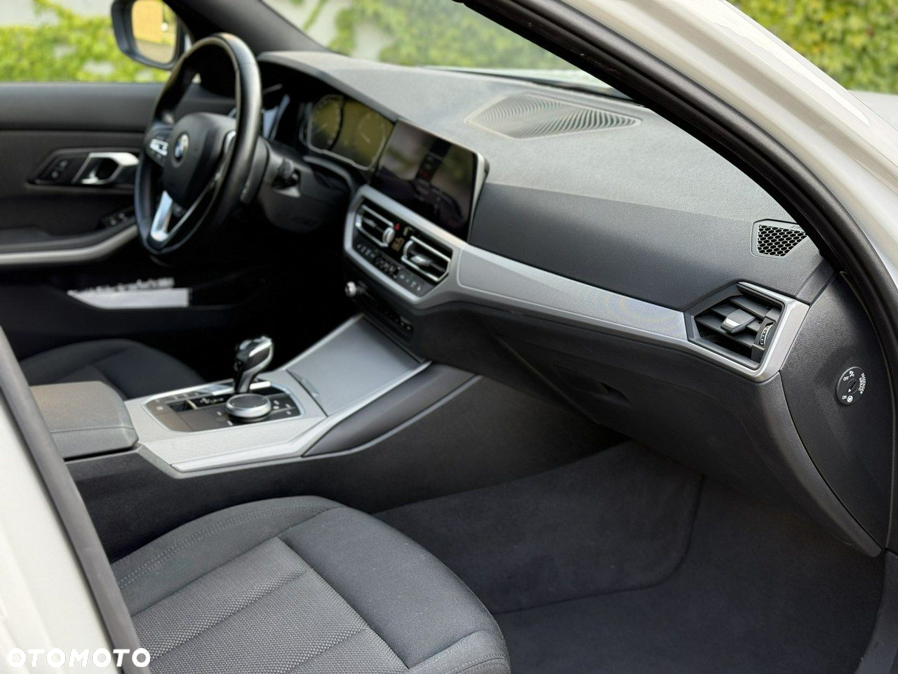 BMW Seria 3 318d Sport Line - 18