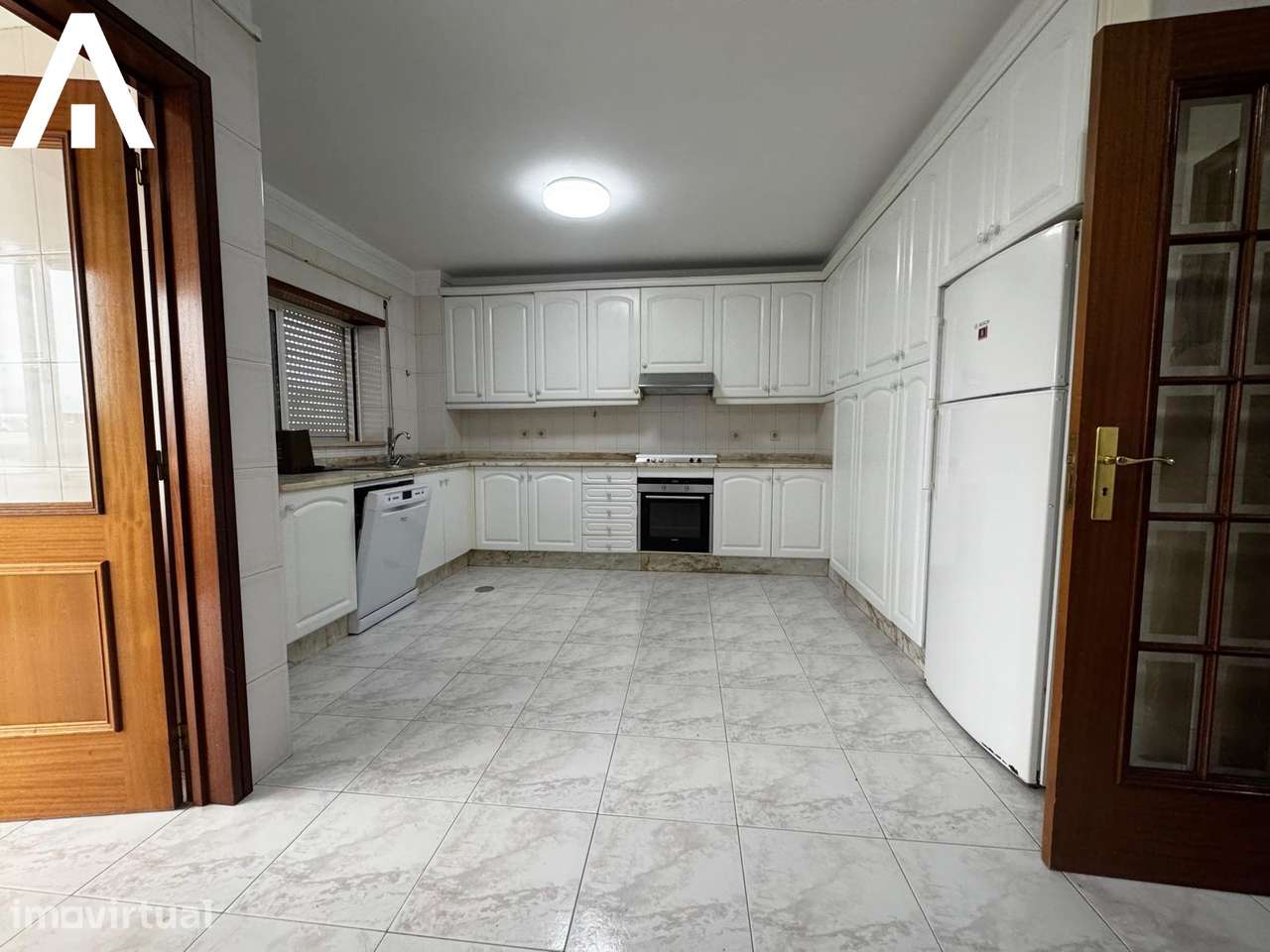 Apartamento T-4 centro de Barcelos- Urb. São José - Grande imagem: 4/8