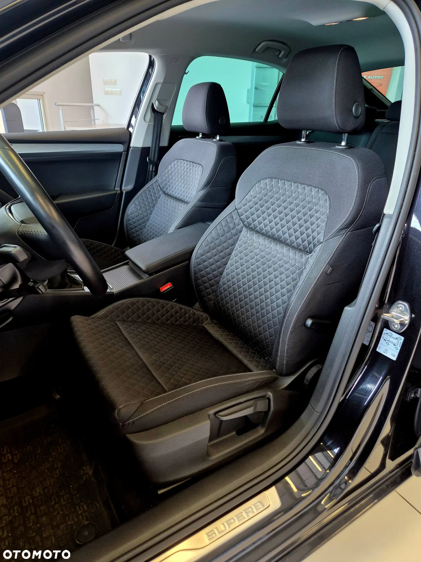 Skoda Superb 1.5 TSI Ambition - 14