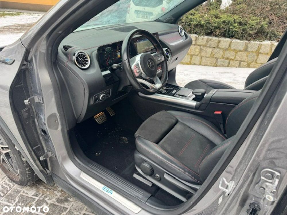 Mercedes-Benz EQA 250 AMG Line - 13