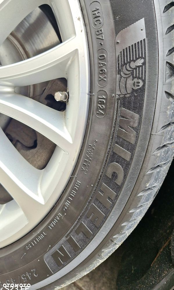 BMW Seria 5 520d xDrive - 22