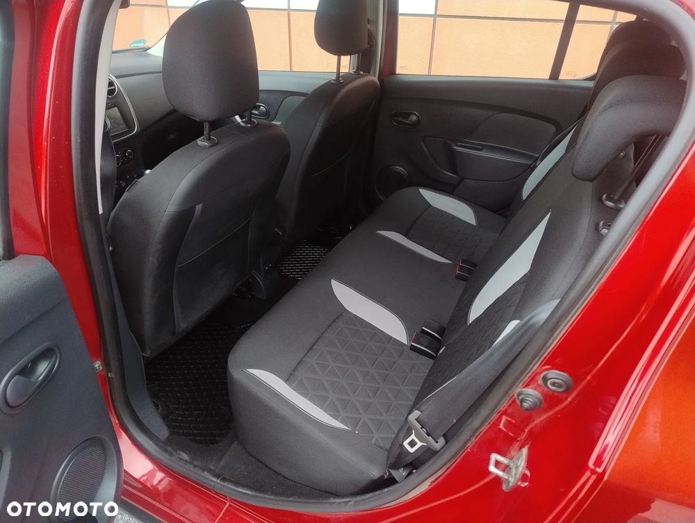 Dacia Sandero 0.9 TCe SL Celebration S&S - 19