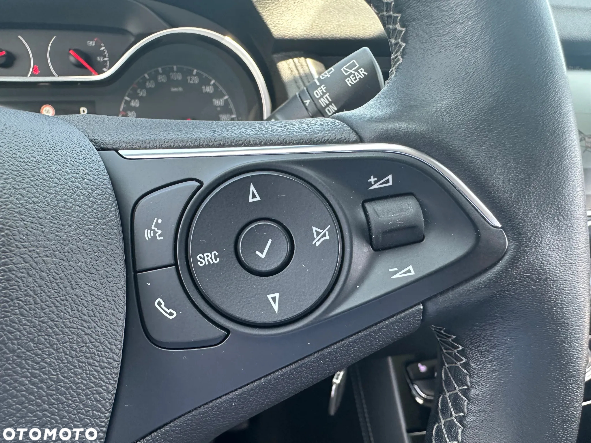 Opel Grandland X 1.2 T GPF Elite S&S - 11