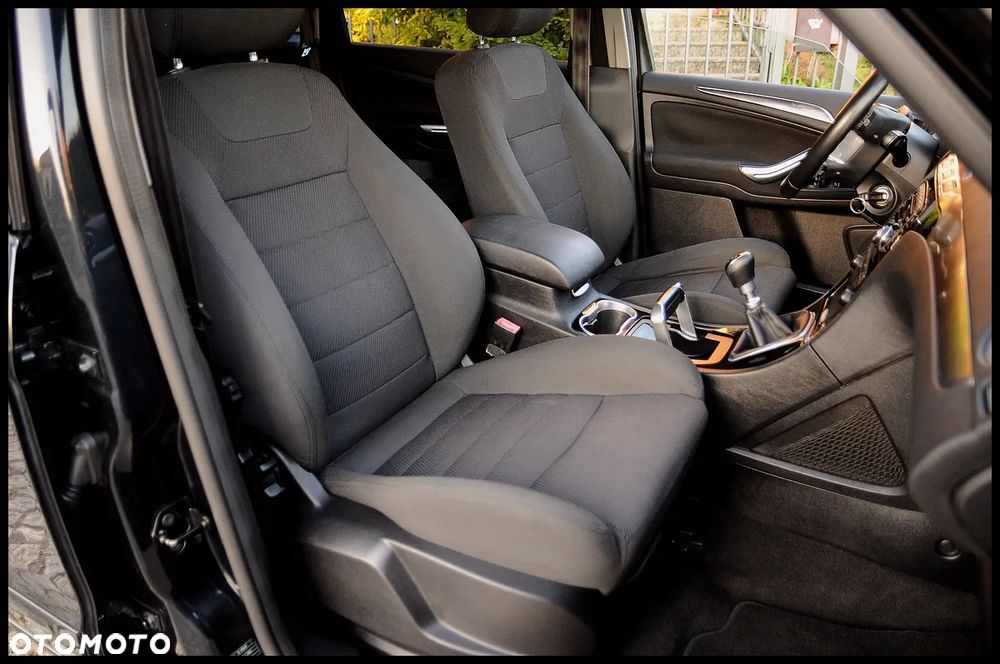 Ford S-Max 2.0 TDCi DPF Titanium - 28