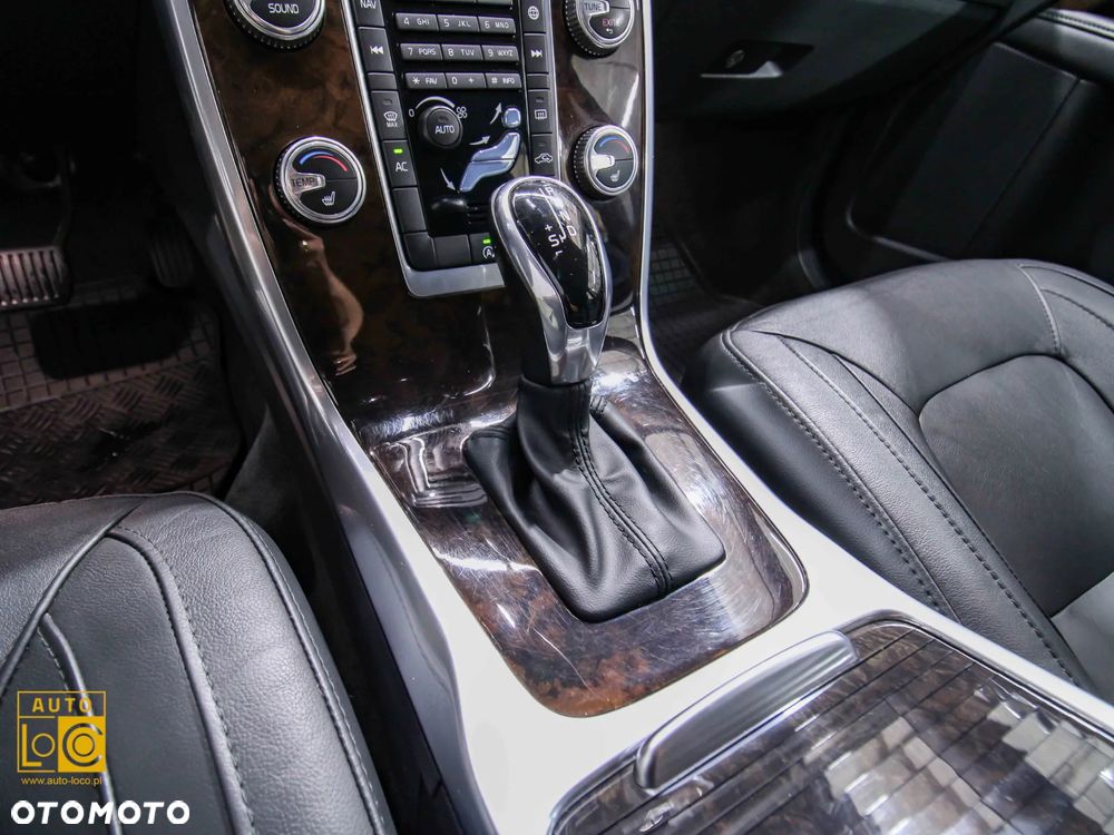 Volvo V70 D4 Drive-E Dynamic Summum - 27