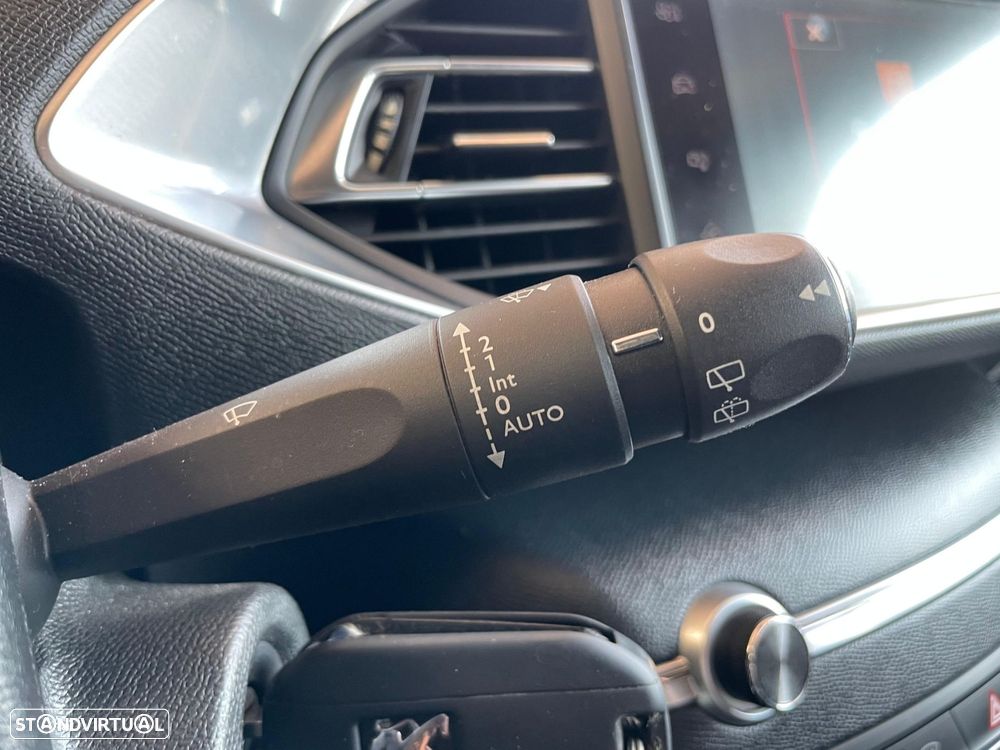 Peugeot 308 SW BlueHDi 150 Stop & Start GT-Line Edition - 20