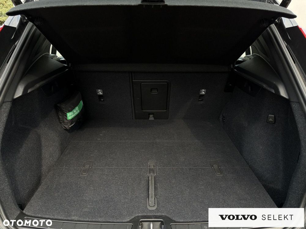 Volvo XC 40 - 26