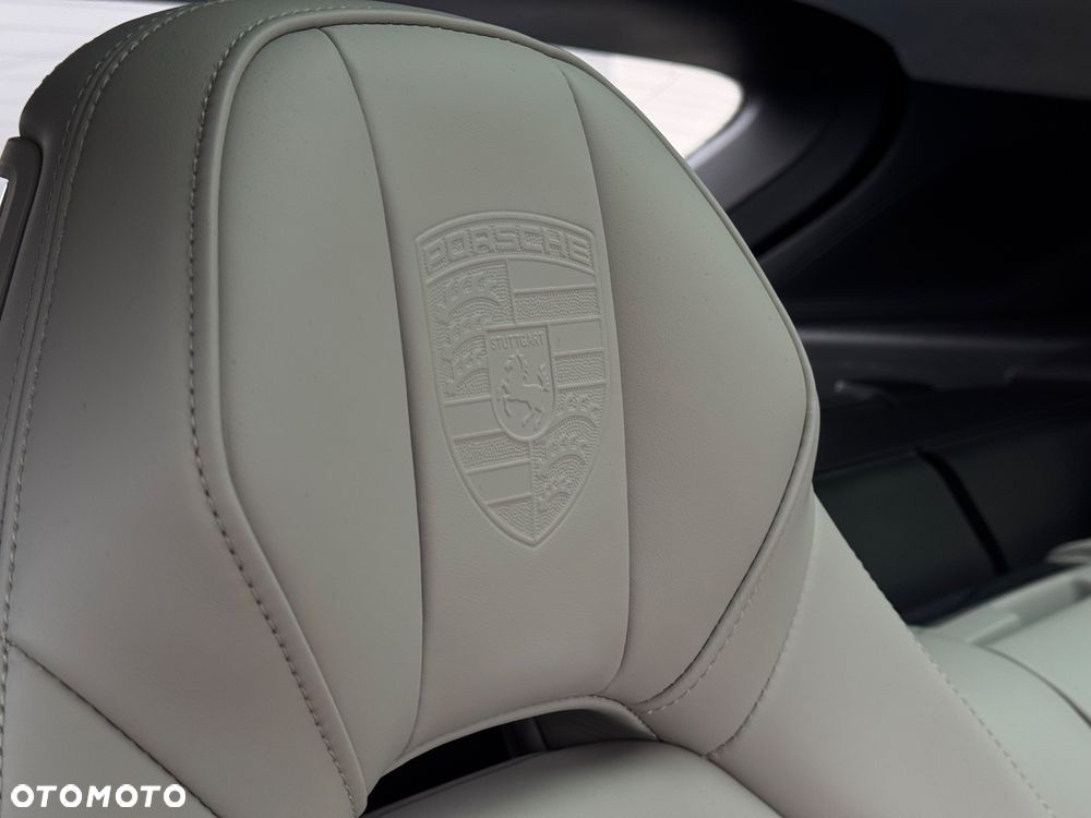 Porsche Panamera Turbo S Executive - 24