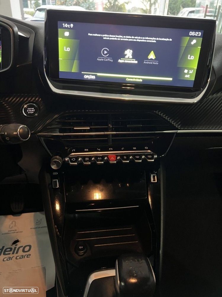 Peugeot 208 1.2 PureTech Allure - 16