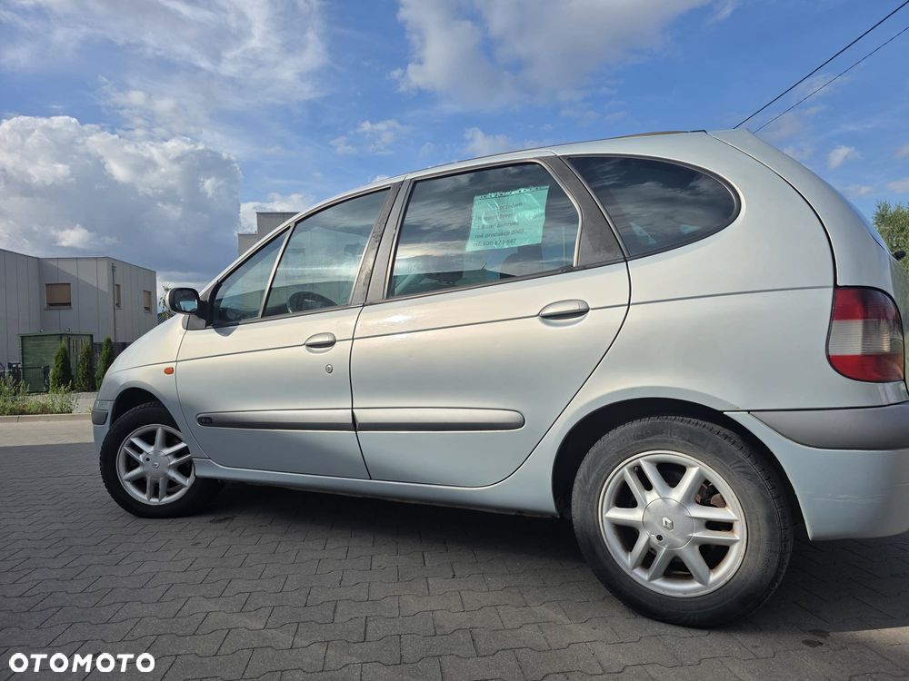 Renault Scenic 1.6 16V Alize - 3