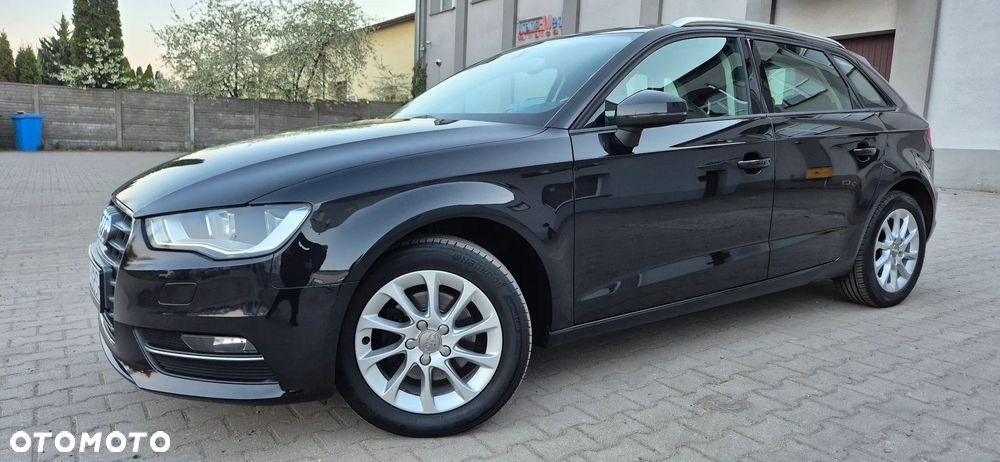 Audi A3 Sportback 1.2 TFSI Attraction - 24