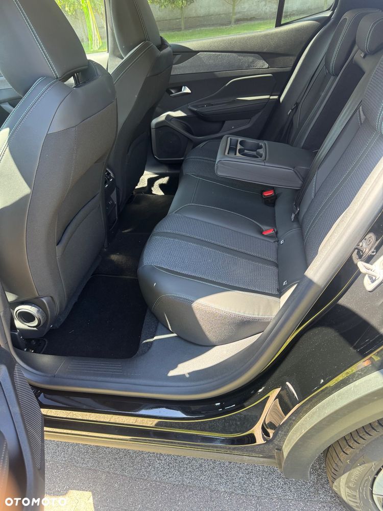 Peugeot 408 180 e-EAT8 Allure Pack - 20
