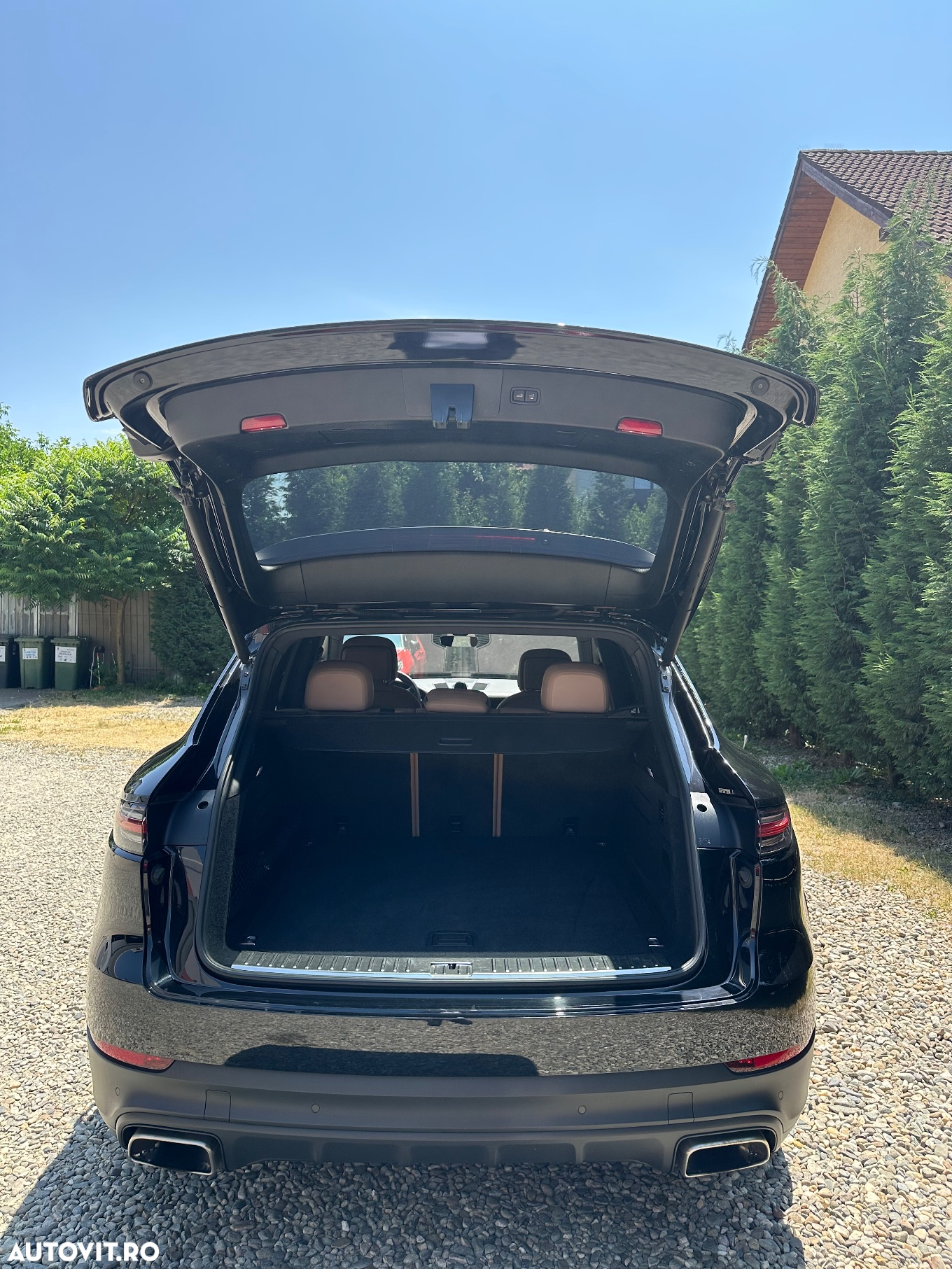 Porsche Cayenne - 7