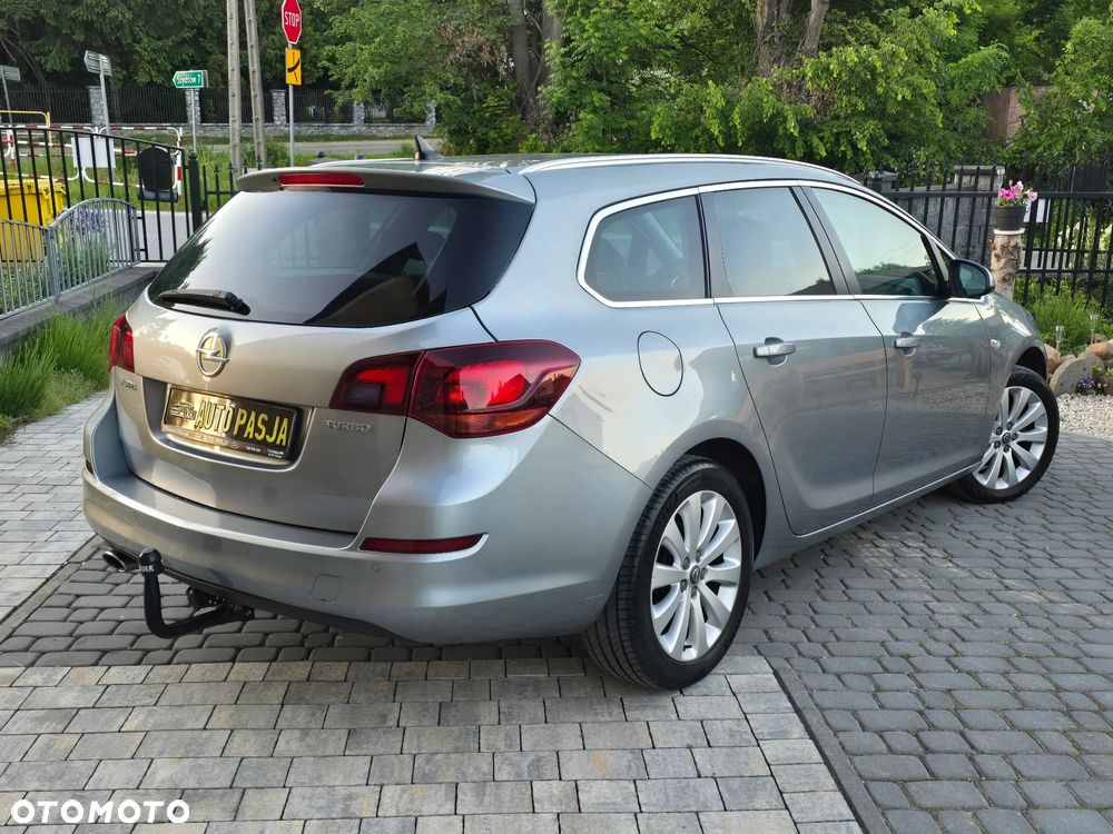 Opel Astra 1.4 Turbo Cosmo - 10