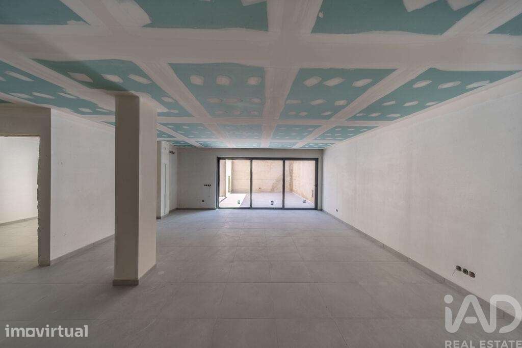 Casa / Villa T3 em Montenegro de 320,00 m2 - Grande imagem: 3/15