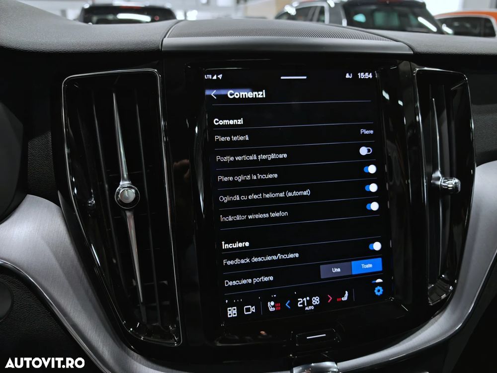 Volvo XC 60 T6 AWD Recharge Geartronic Inscription - 14