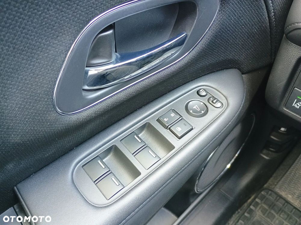 Honda HR-V 1.5 Executive (ADAS) CVT - 23