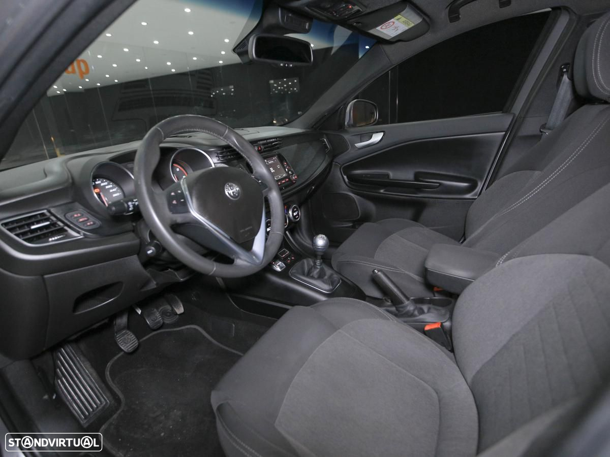 Alfa Romeo Giulietta 1.6 JTDm Sport - 6
