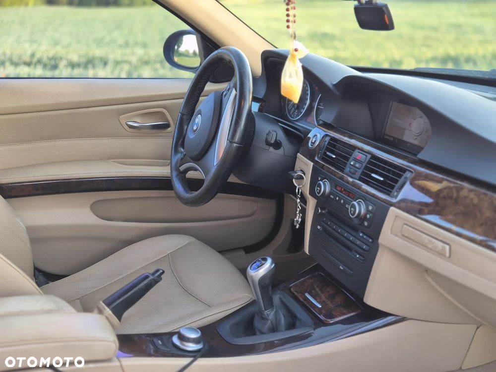 BMW Seria 3 320d - 20