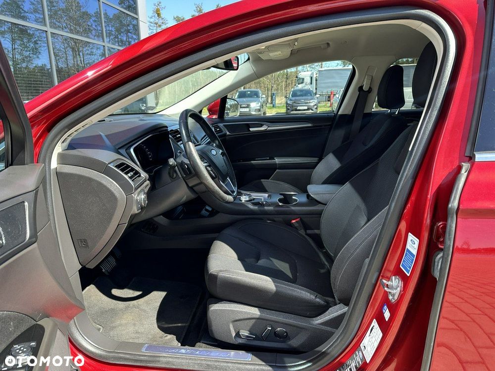 Ford Mondeo 2.0 TDCi Titanium PowerShift - 13