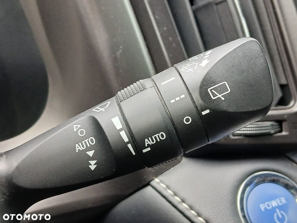 Toyota RAV4 Hybrid Premium 4x2 - 31