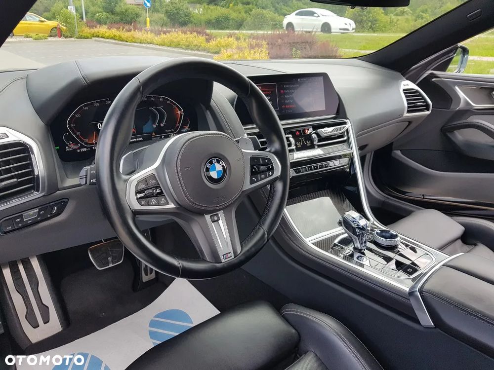 BMW Seria 8 - 29