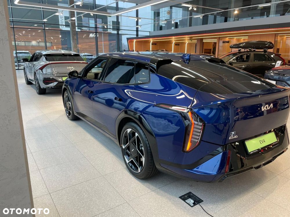 Kia EV4 - 4