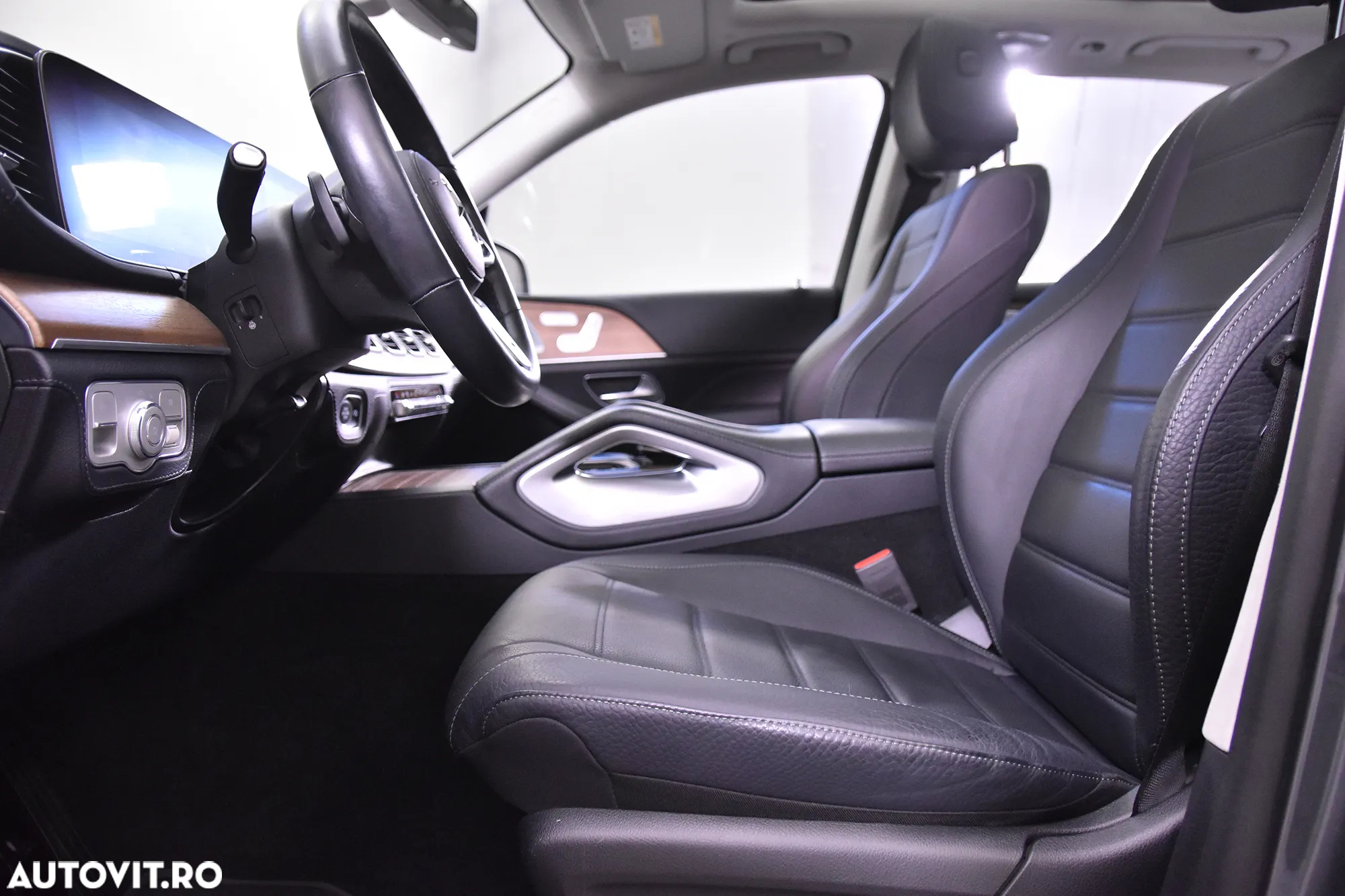 Mercedes-Benz GLE 300 d 4MATIC - 27